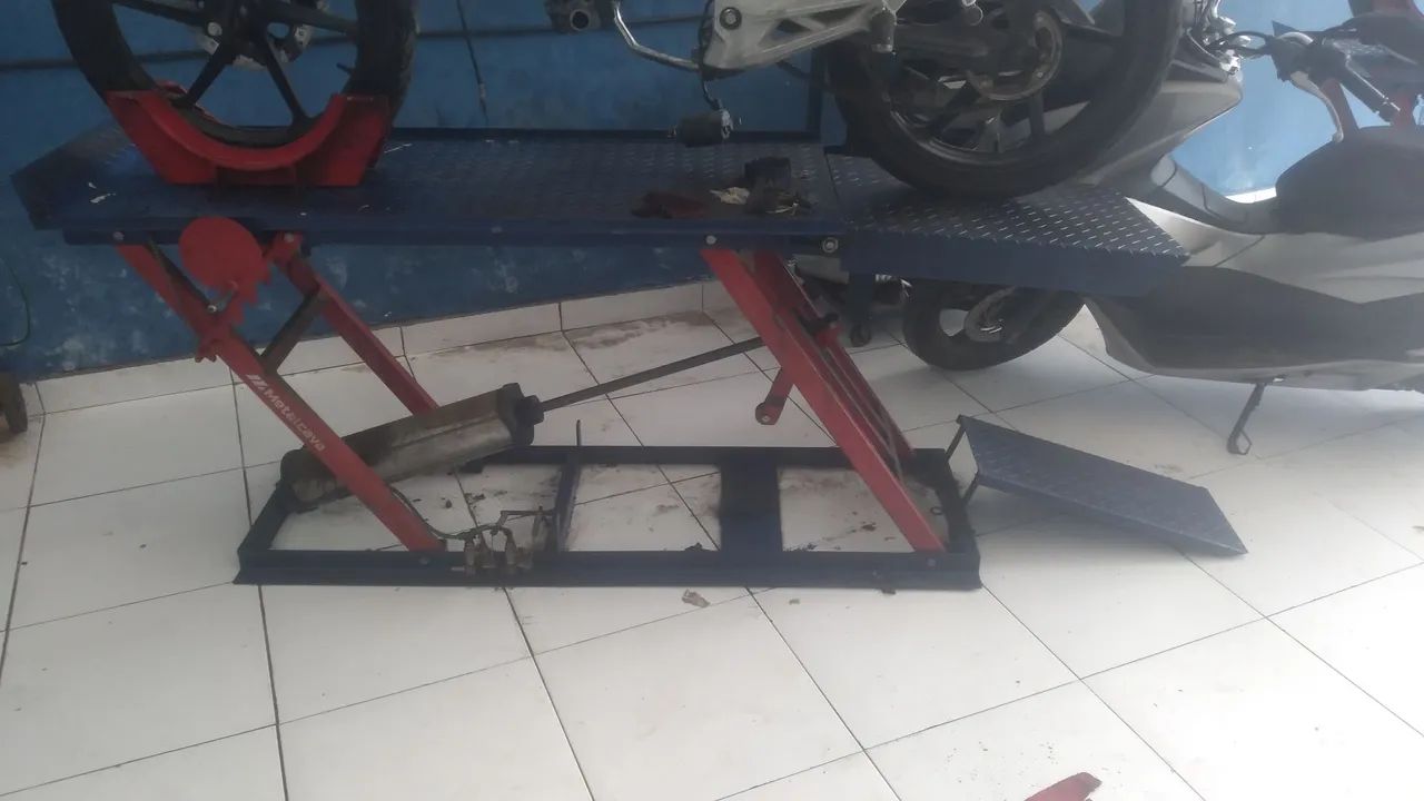 Cavalete para Moto - Usado em Ótimo Estado! - Foto 3