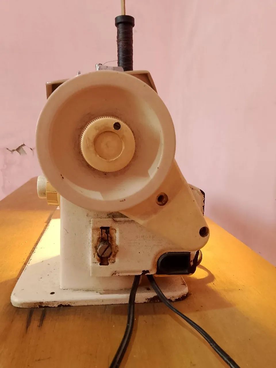 Máquina de Costura Singer - Foto 4