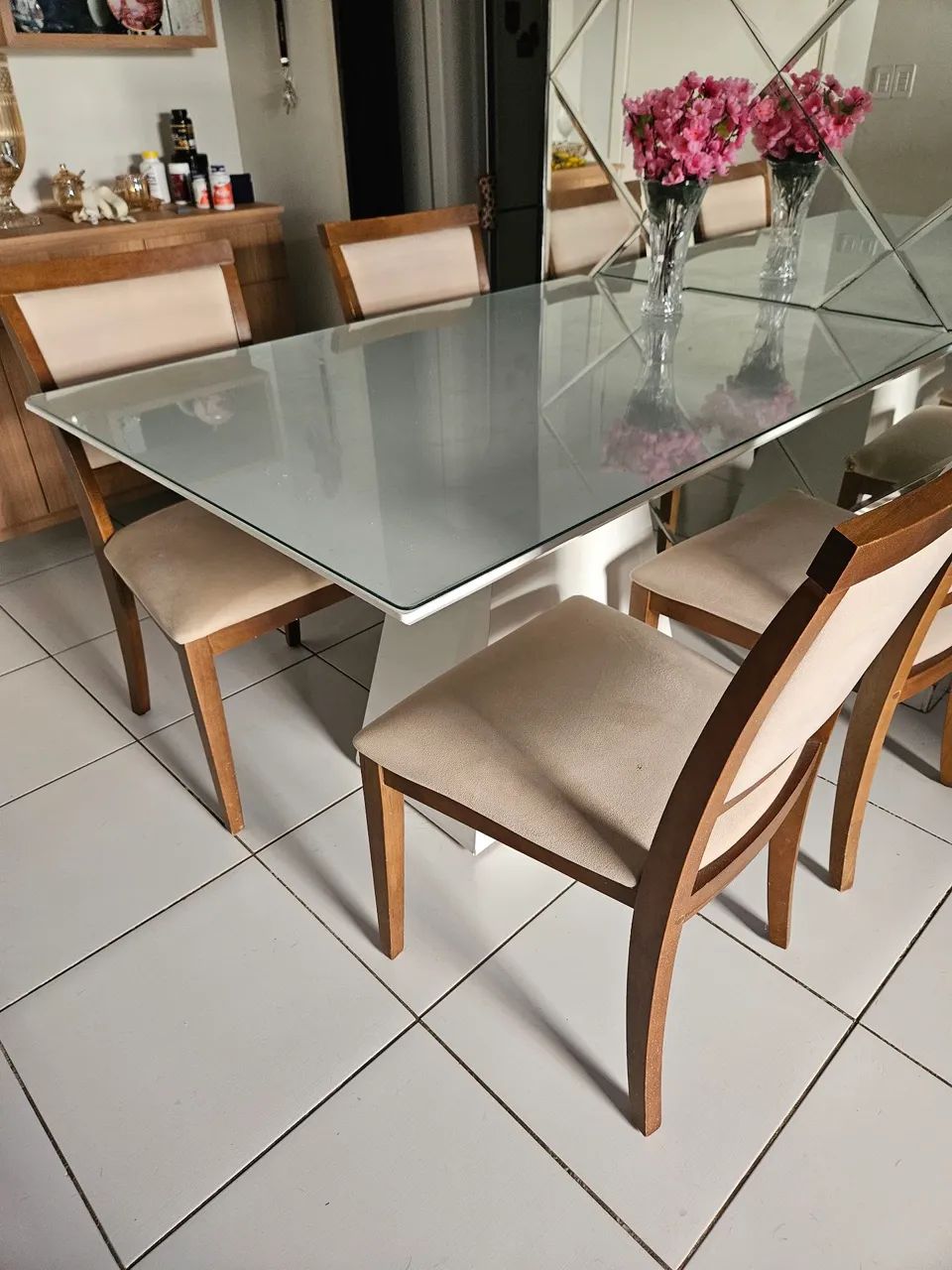 Table and 4 chairs set64341727760387121