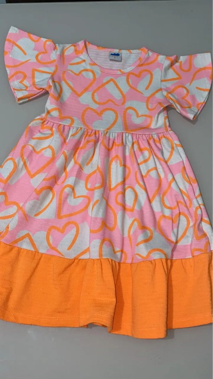 Vestido infantil de corações - rosa e laranja