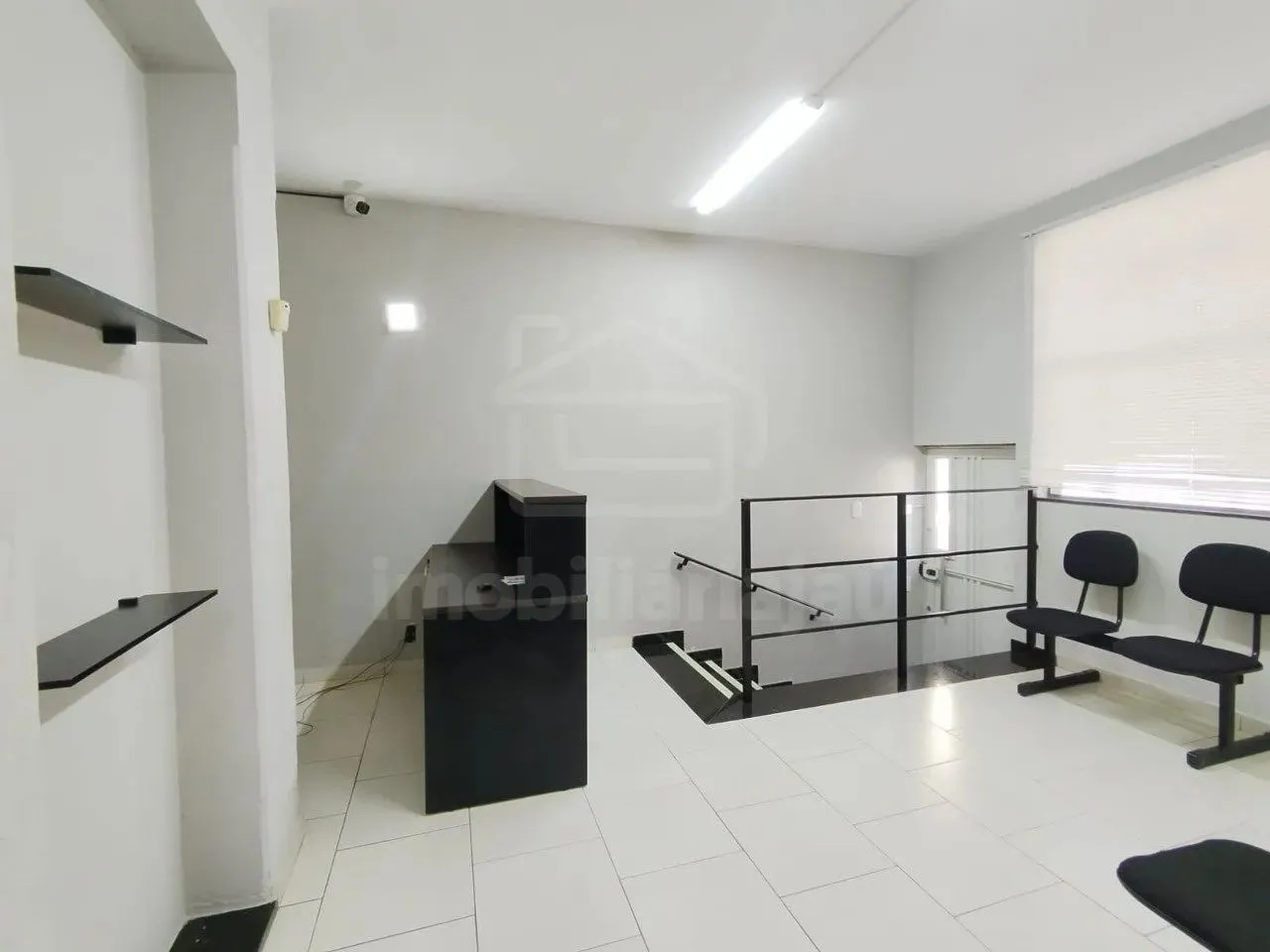 Sala para venda e aluguel no Centro