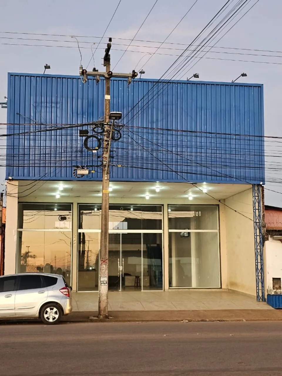 VENDA OU LOCAÇÃO DE GALPÃO COMERCIAL LOJA ESTRUTURA