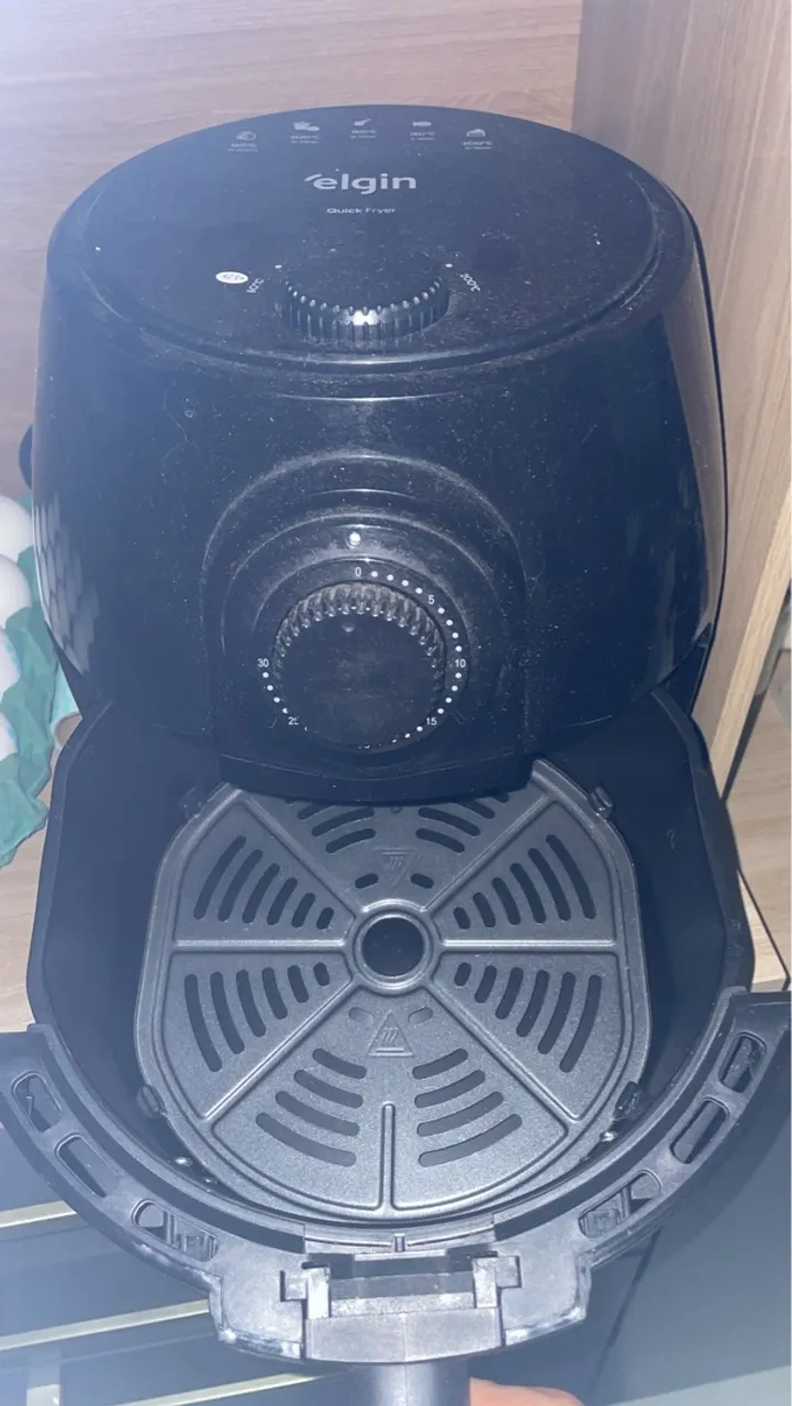 Air Fryer Elétrica nunca usada - Praticidade e Saúde na Cozinha!