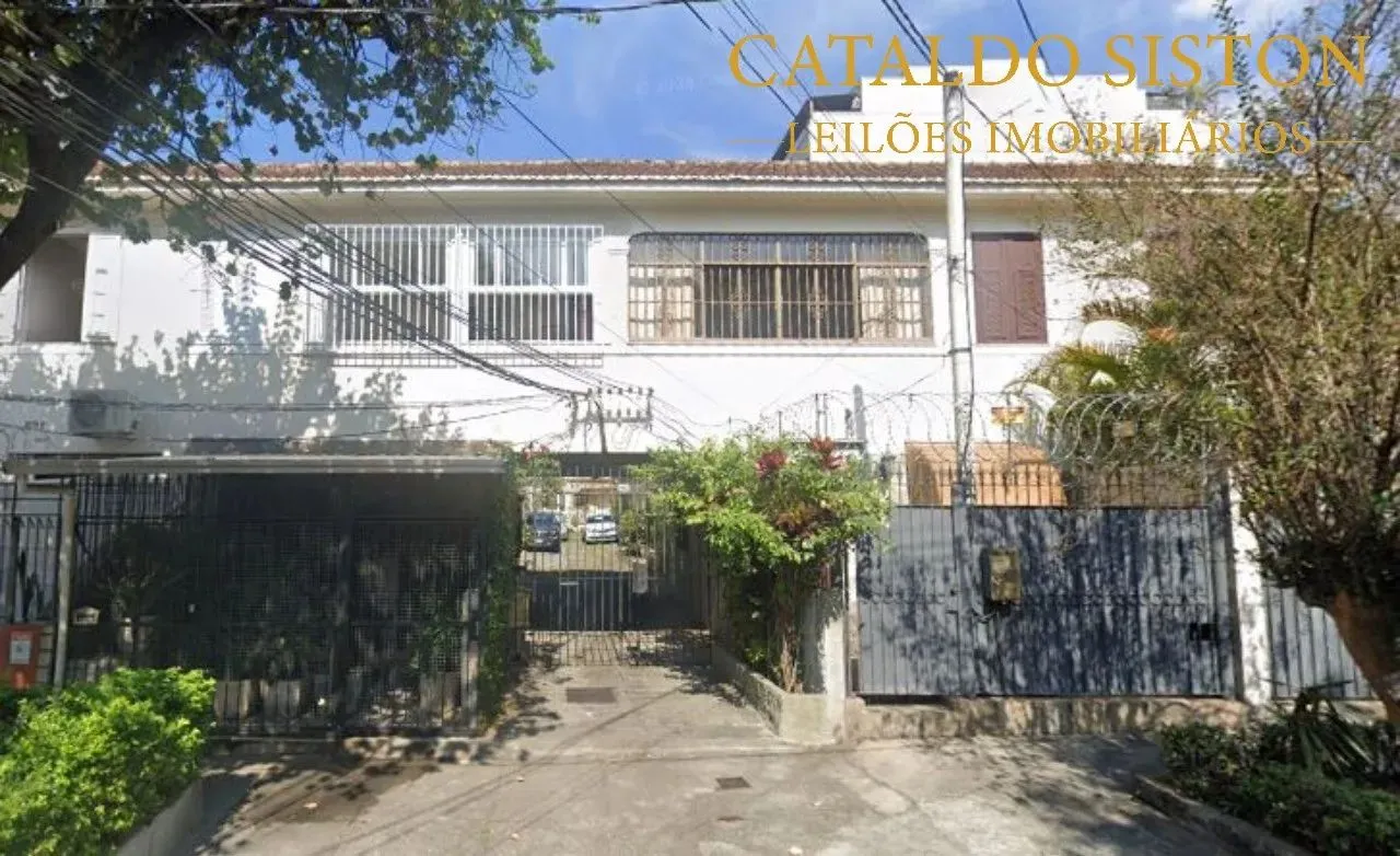 Leilão de casa em Grajaú - 67m²