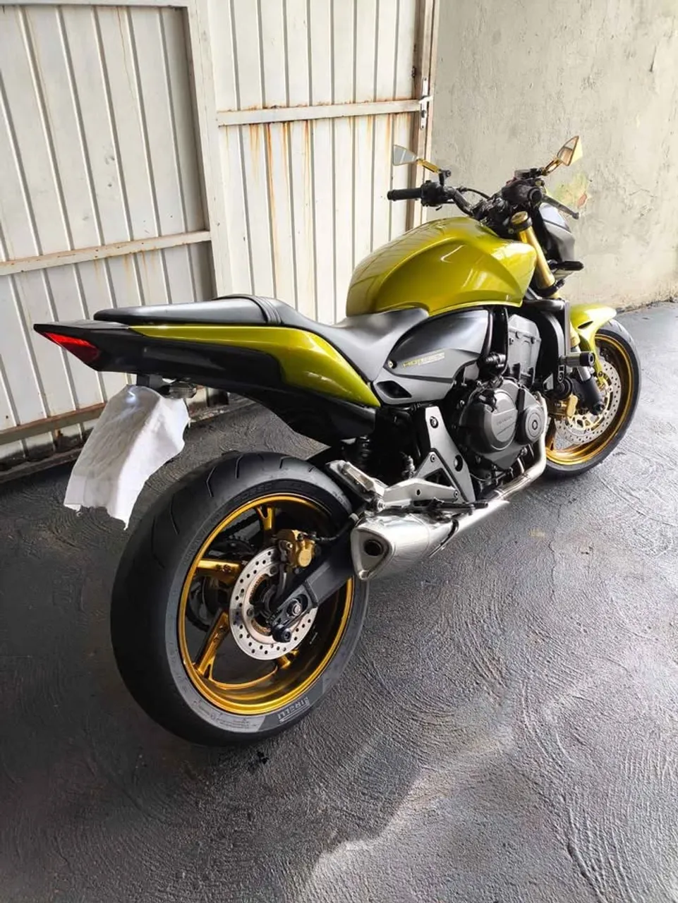 Moto disponível 