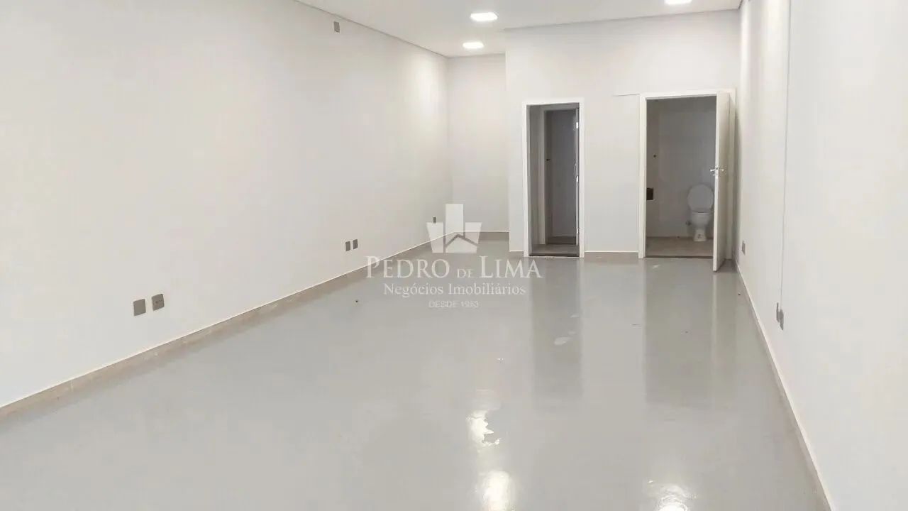 Salão 100m², 2 vagas, 2 banheiros, Metrô Carrão, no Tatuapé - Foto 2