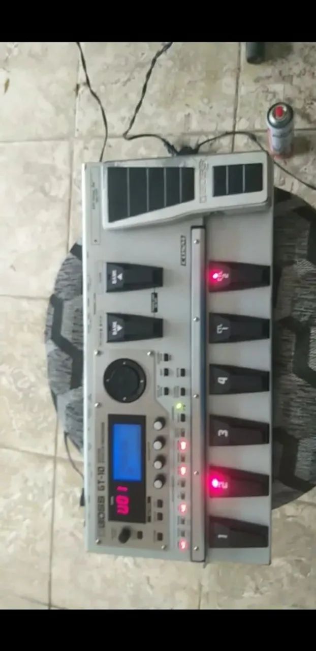 BOSS GT-10 Effects Processor64312827326722120