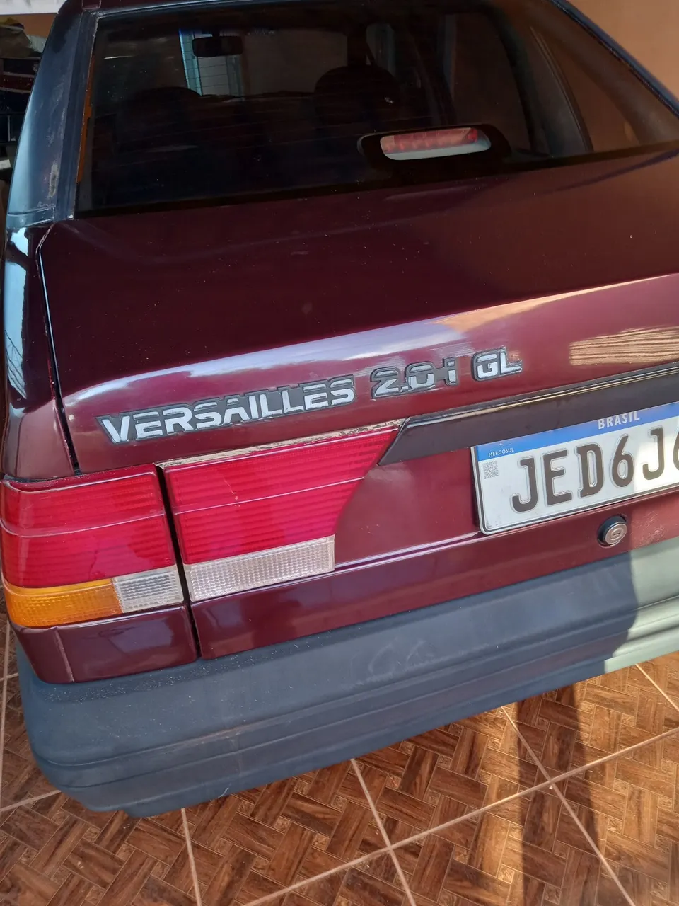 Vendo Ford Versailles 2.0 1995/Gasolina