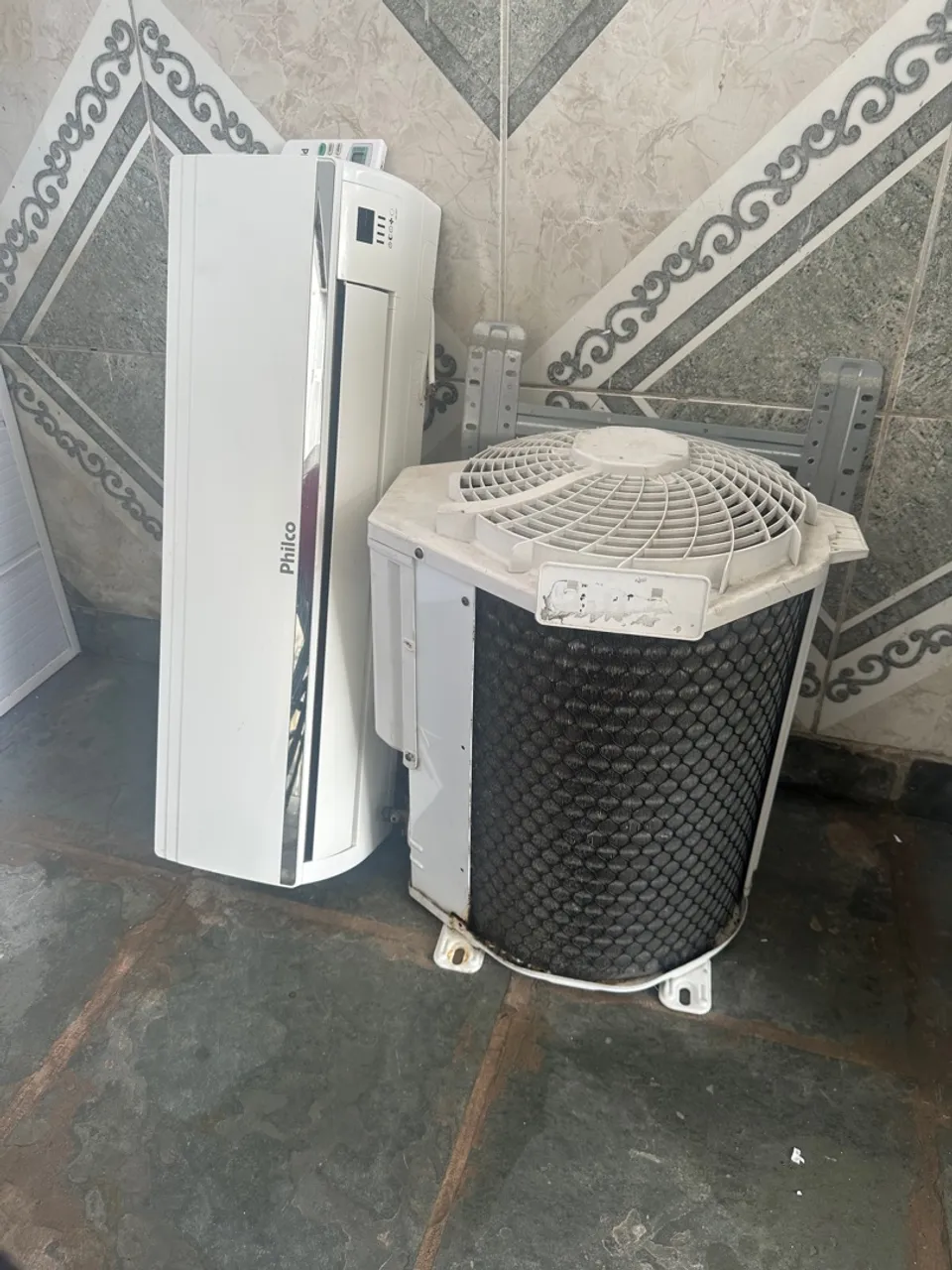 Ar Condicionado Philco Split 9000 BTUs semi novo com gás recolhido