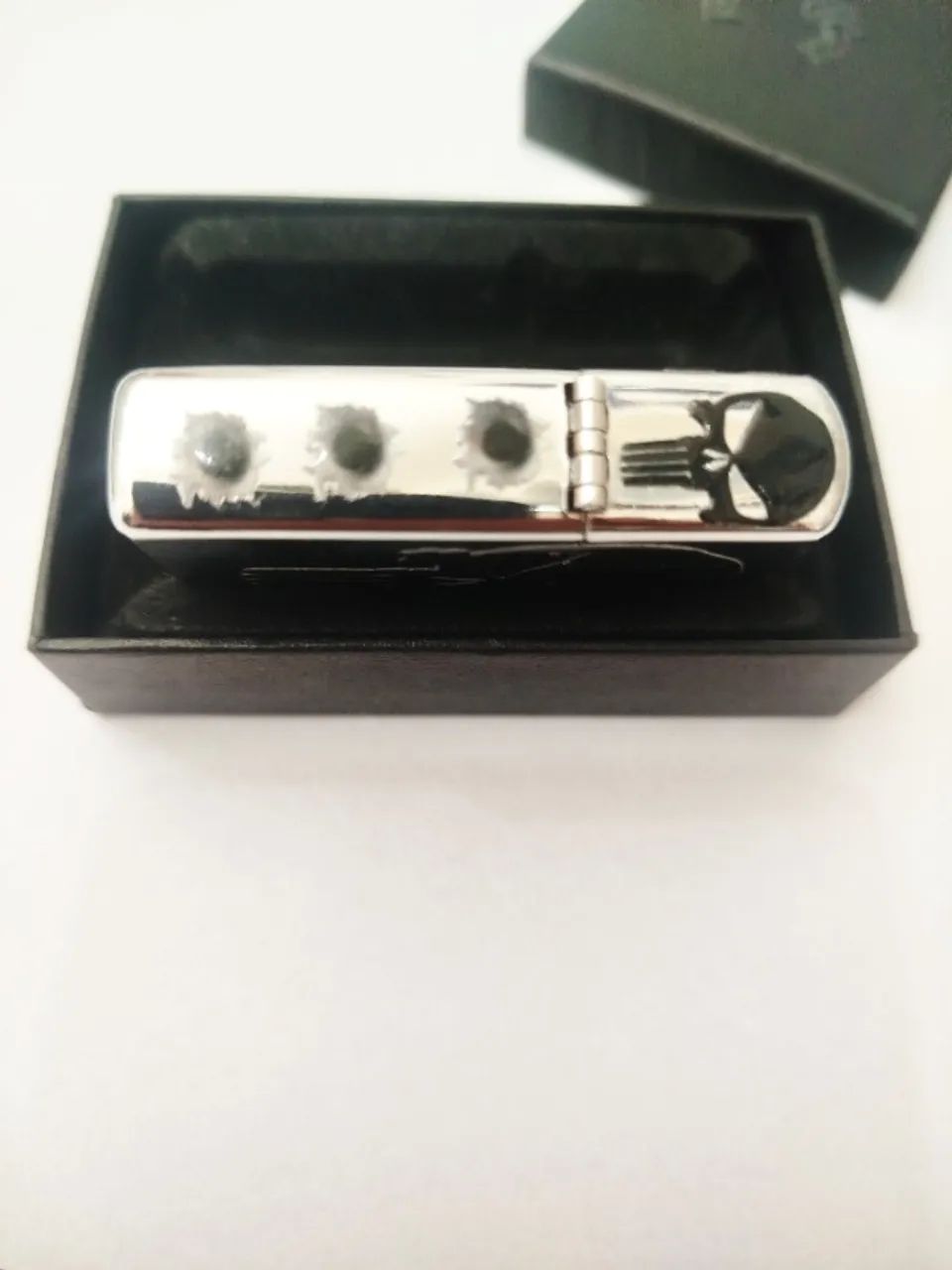 Isqueiro Não é Zippo Punisher Justiveiro - Foto 4