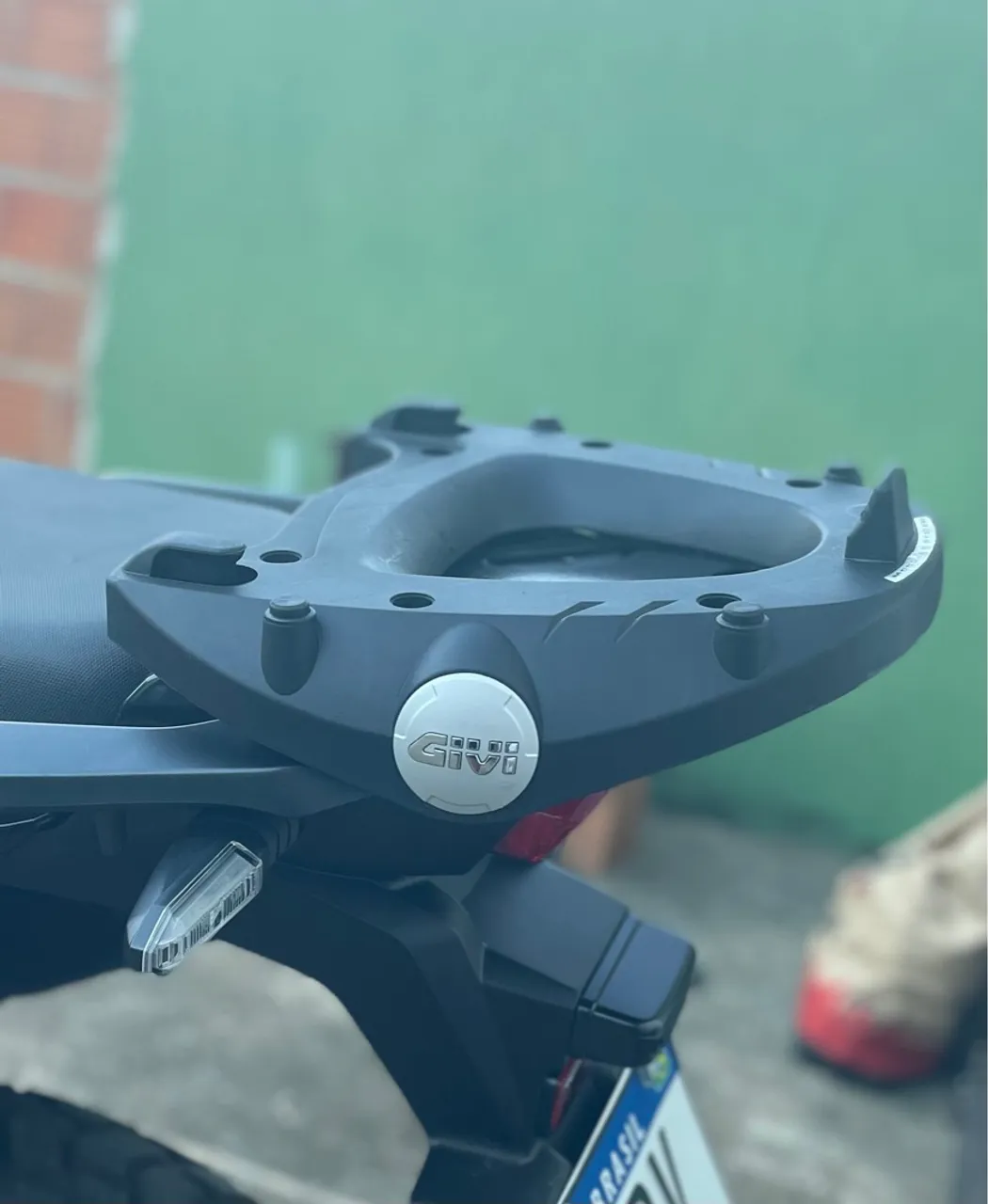 Suporte baú givi