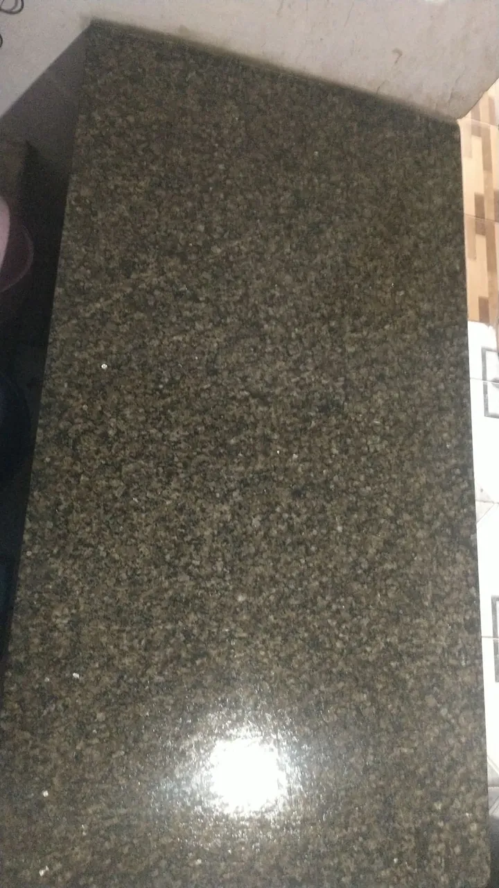 Vende uma pedra de mármore