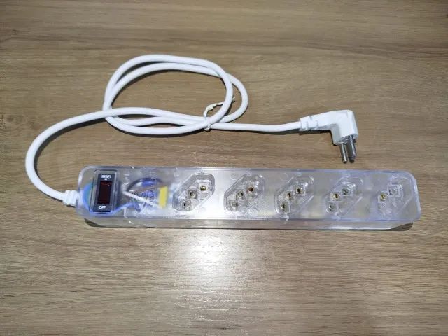 Filtro de linha com DPS iClamper Energia 5 | Com espaço para 5 tomadas de 3 pinos