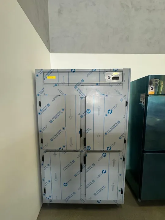Geladeira Comercial 4 Portas 1044 Litros, Inox 220v GREP-4P AI Gelopar