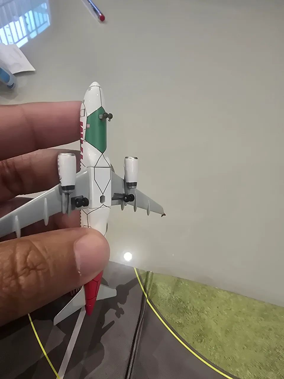 Miniatura de avião TAM com cenário de aeroporto - Foto 2