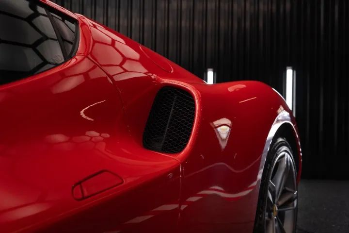 Ferrari 296 GTB (hibrido) 2024 - Foto 3