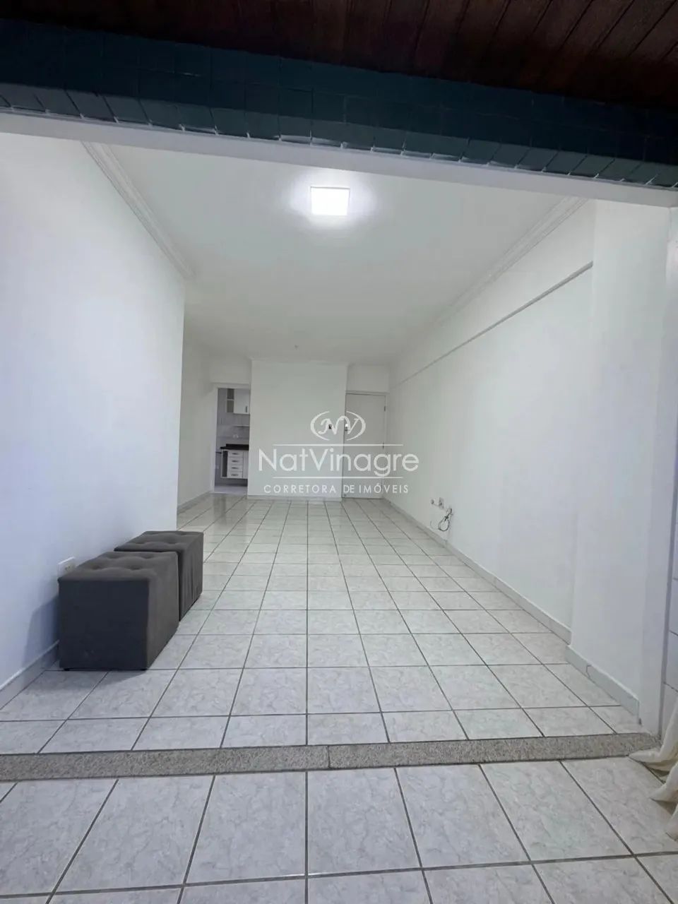 Apartamento em Candeias, 3 quartos sendo 2 suítes, varanda integrada, garagem coberta, 360 - Foto 2