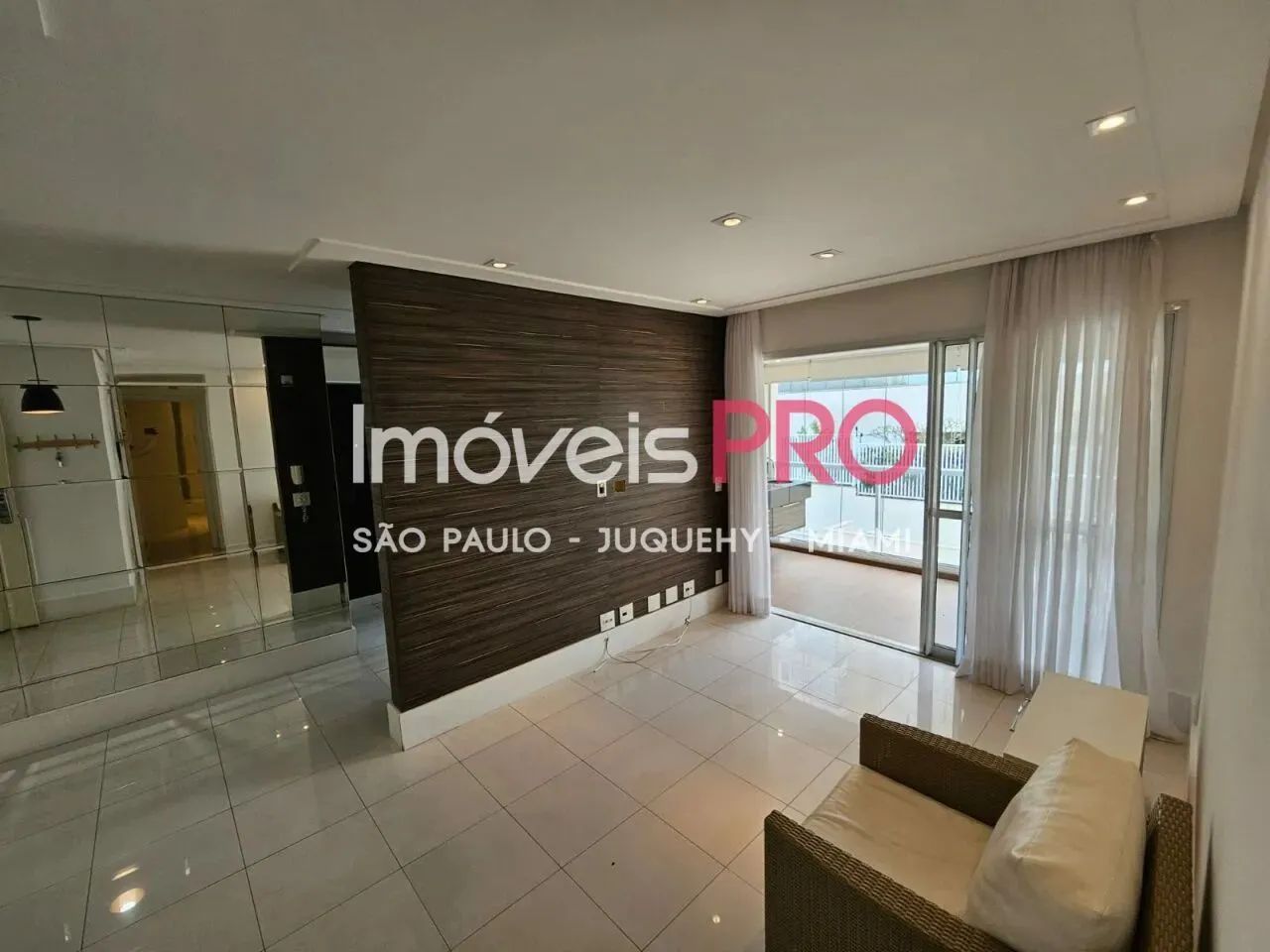 74m² com 2 dormitórios - 1 suíte - 1 vaga - Foto 4