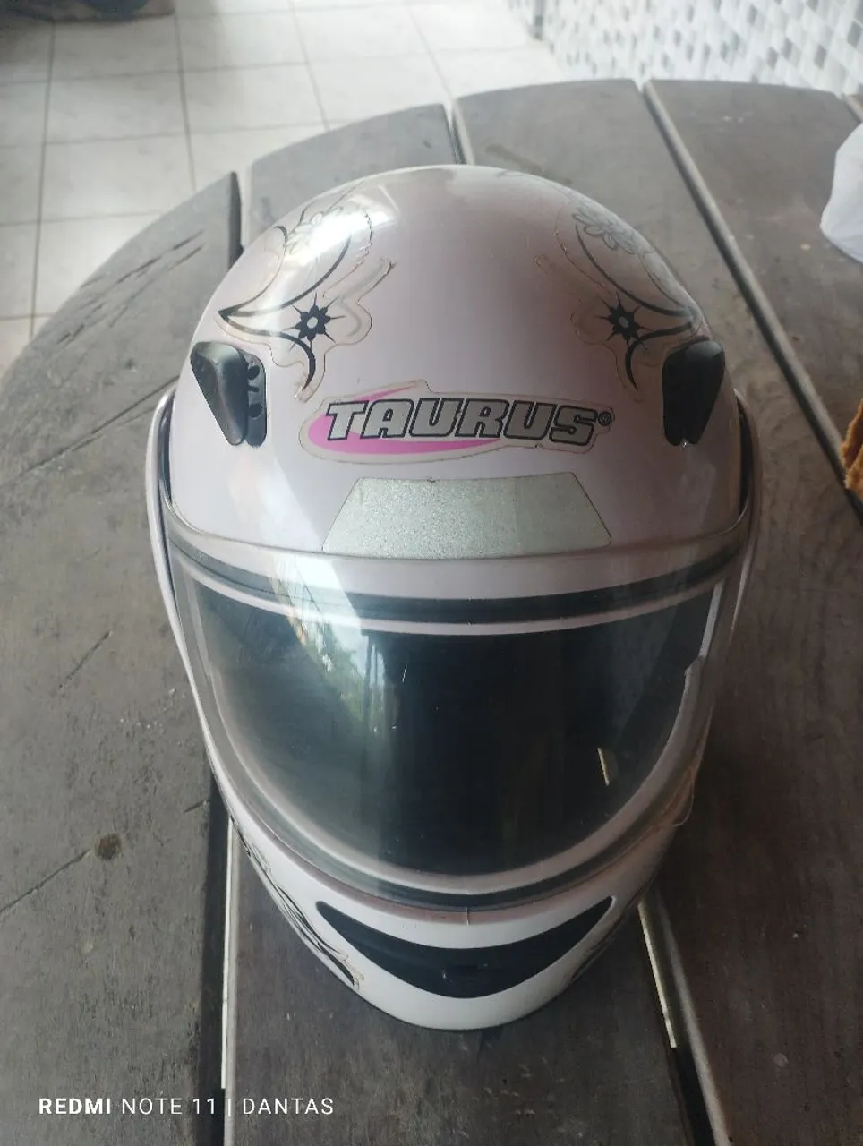 Capacete Taurus - Rosa