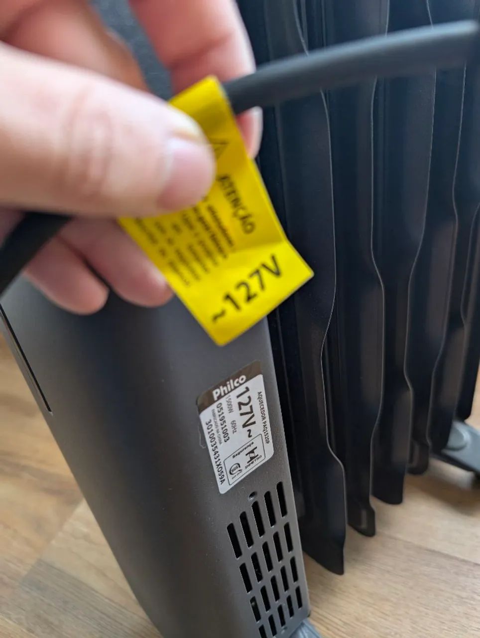 Aquecedor de óleo Philco 1500W 110V - Foto 3