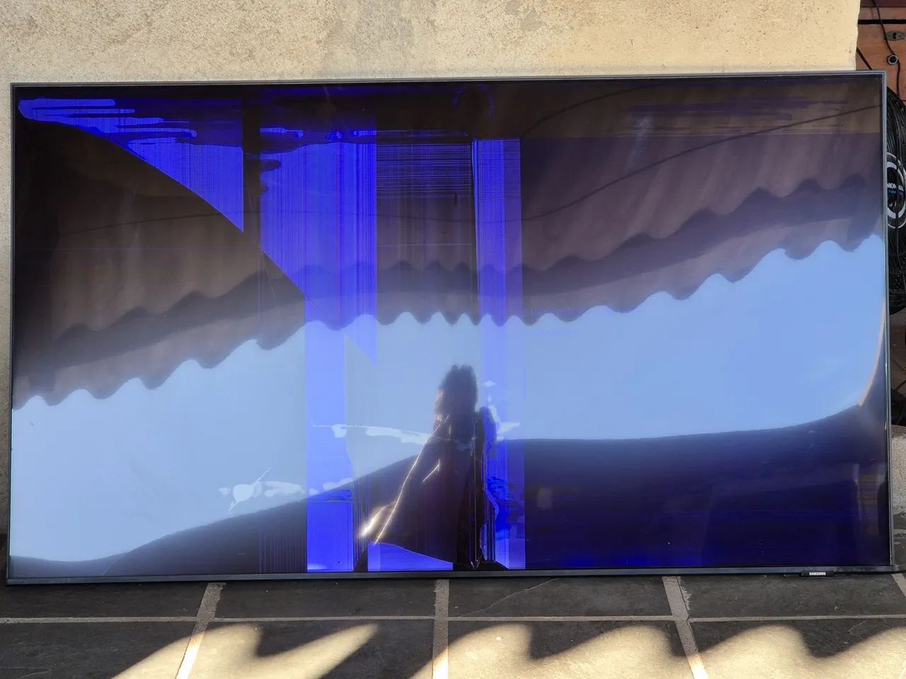 TV Samsung 55 polegadas com tela quebrada - Foto 3