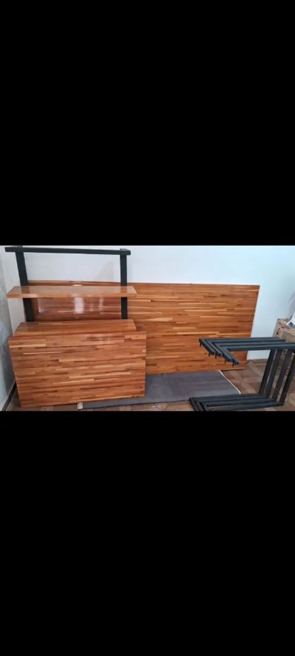 Mesa de Jantar em Madeira com Pernas de Ferro - Foto 2