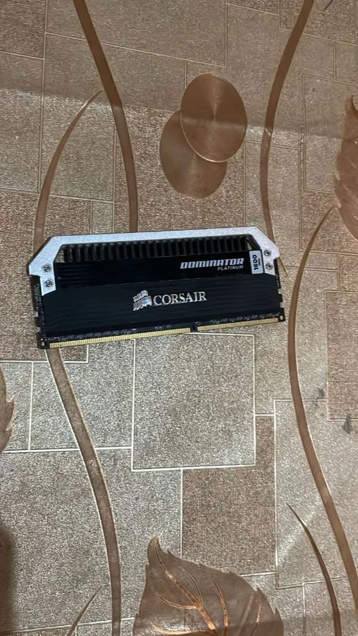Memória RAM Corsair Dominator Platinum 16GB DDR3 - Foto 2
