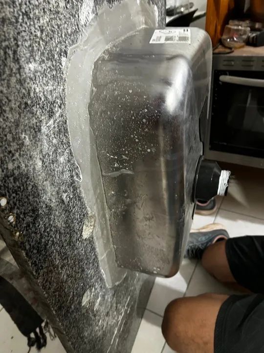 Pia de granito com Cuba embutida  - Foto 3