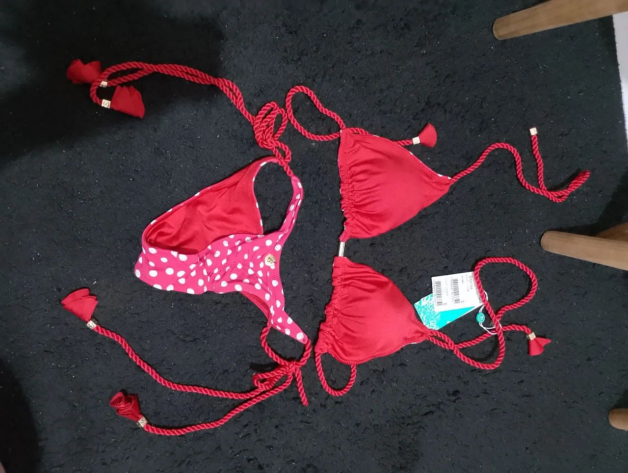 Biquíni vermelho dupla face , com bolinhas brancas novo da sereia  - Foto 3