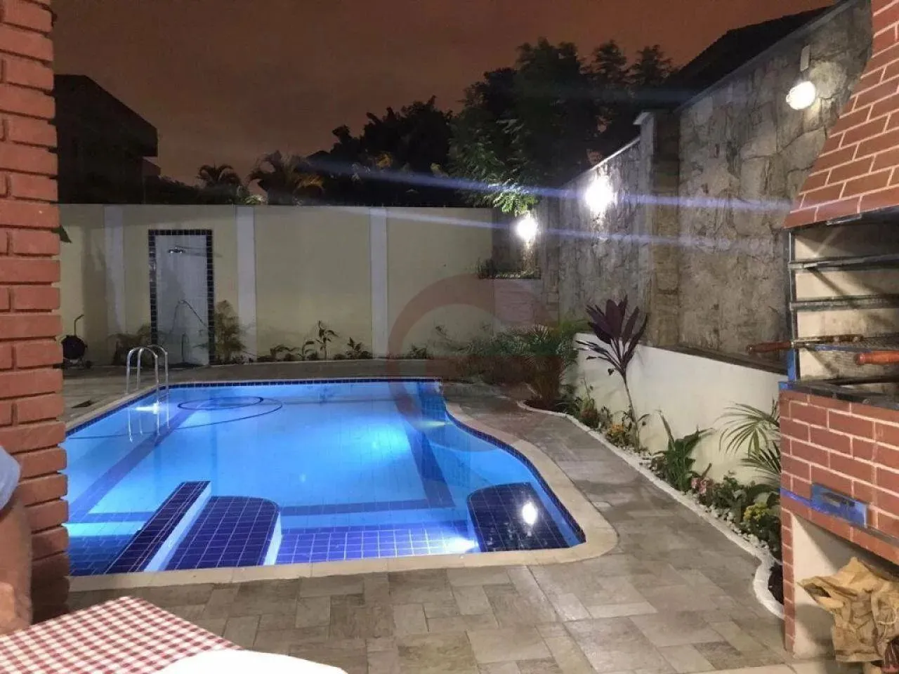 Sobrado com 5 dormitórios à venda, 250 m² por R$ 1.500.000,00 - Parque dos Príncipes - São