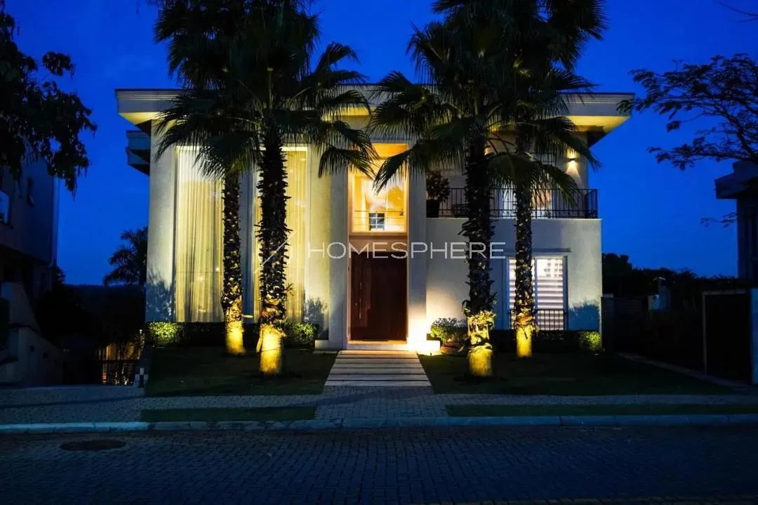 Casa de condomínio com 800 m², 4 quartos sendo 4 suítes à venda no bairro Tambore.