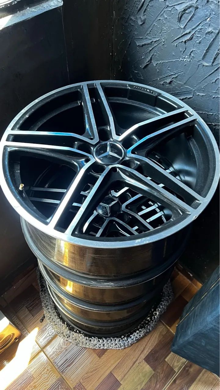 Rodas aro 18  da Mercedes  - Foto 3