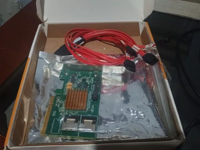 Controladora Righ Point - RocketRAID 2720SGL