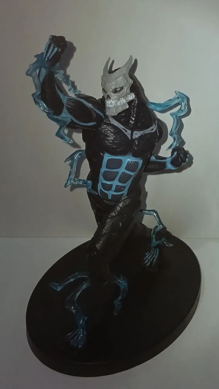 BONECO ACTION FIGURE ANIME KAIJU NUMERO NO N 8 OITO