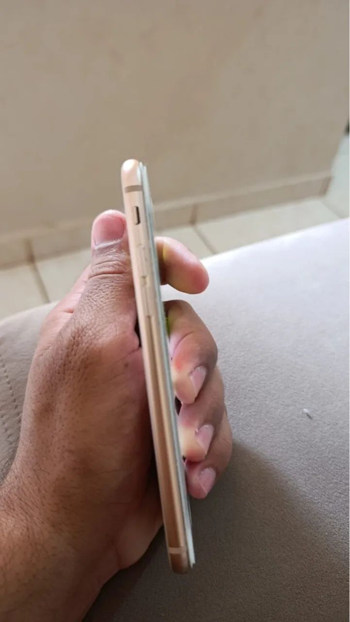 iPhone 8 64g  leia descrição  - Foto 4