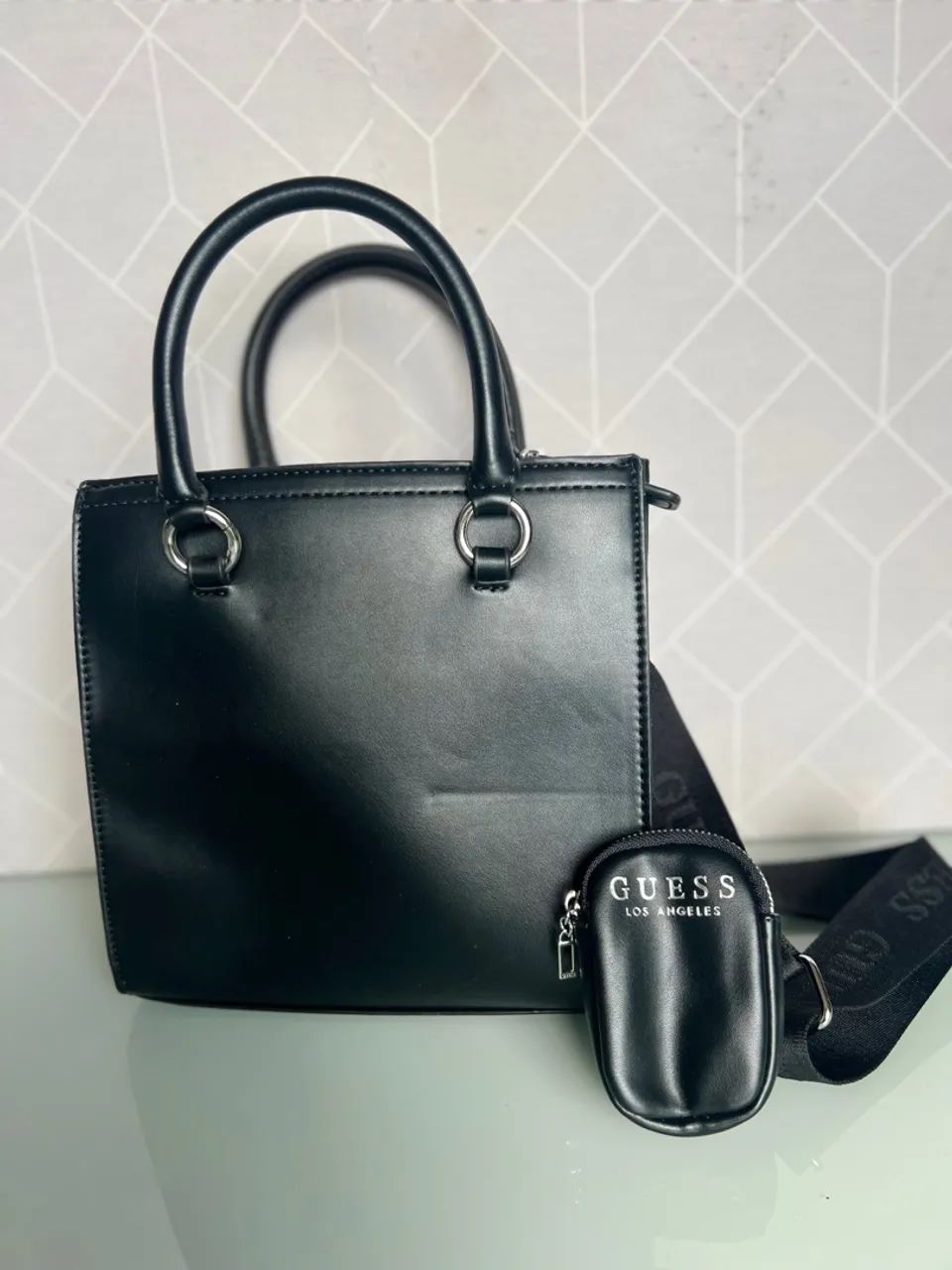 Bolsa Guess Original Preta com Alça Transversal e Mini Bolsa - Foto 2