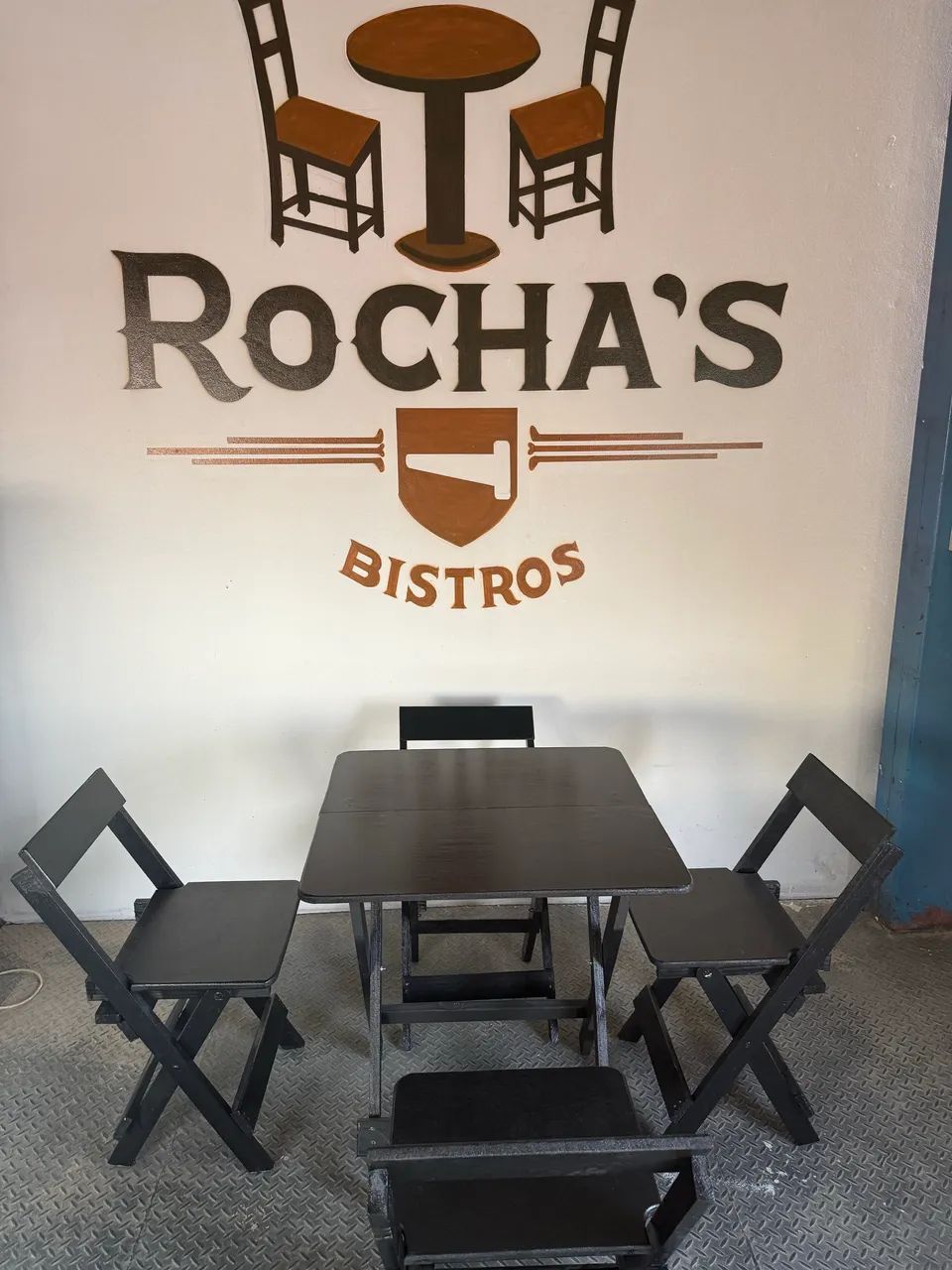 Kit mesa + 4 cadeiras dobráveis para restaurantes  - Foto 2