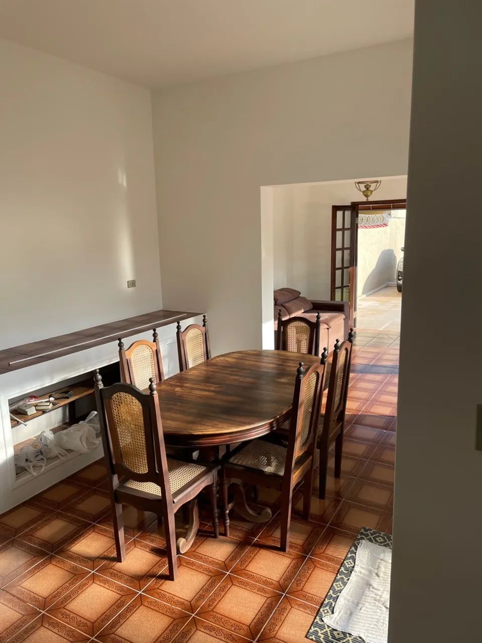 Mesa de Jantar em jacarandá c/ 06 cadeiras em vime  - Foto 3