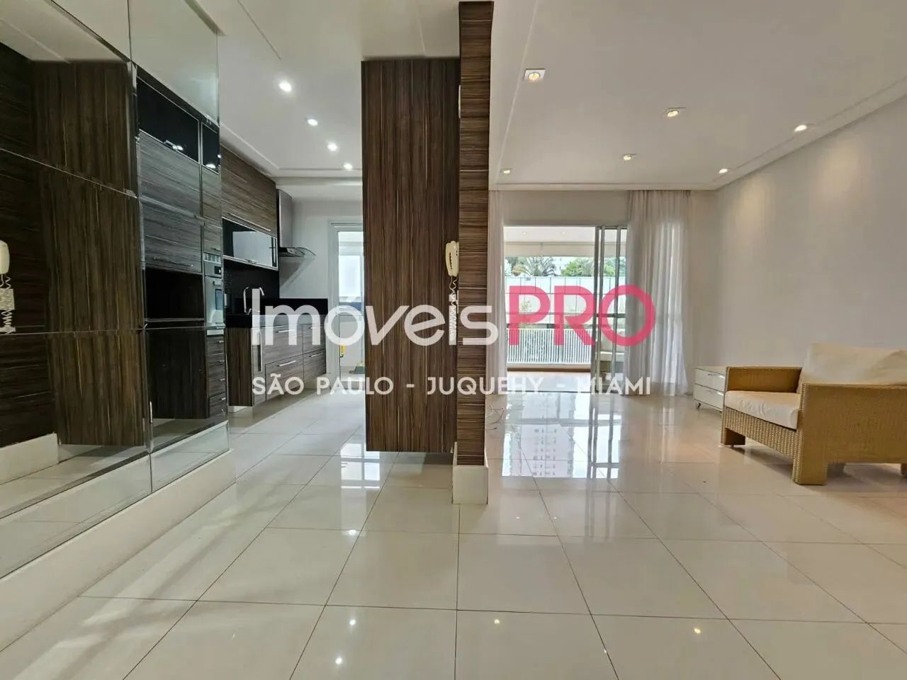74m² com 2 dormitórios - 1 suíte - 1 vaga - Foto 2
