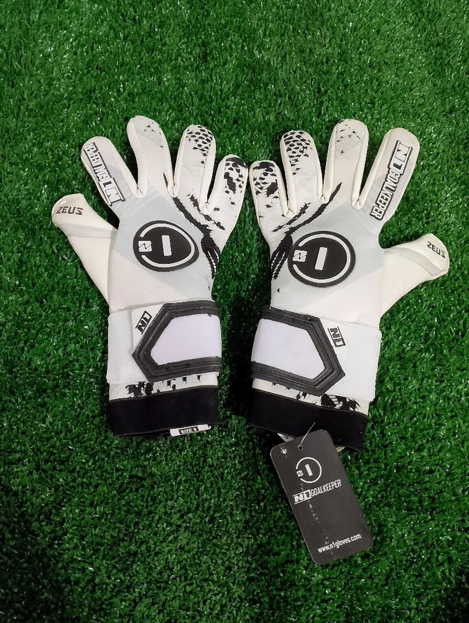 Luvas de Goleiro N1 Goakeeper Zeus