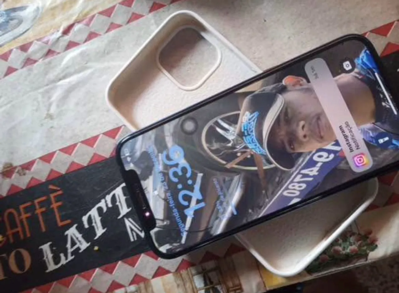 iPhone 12