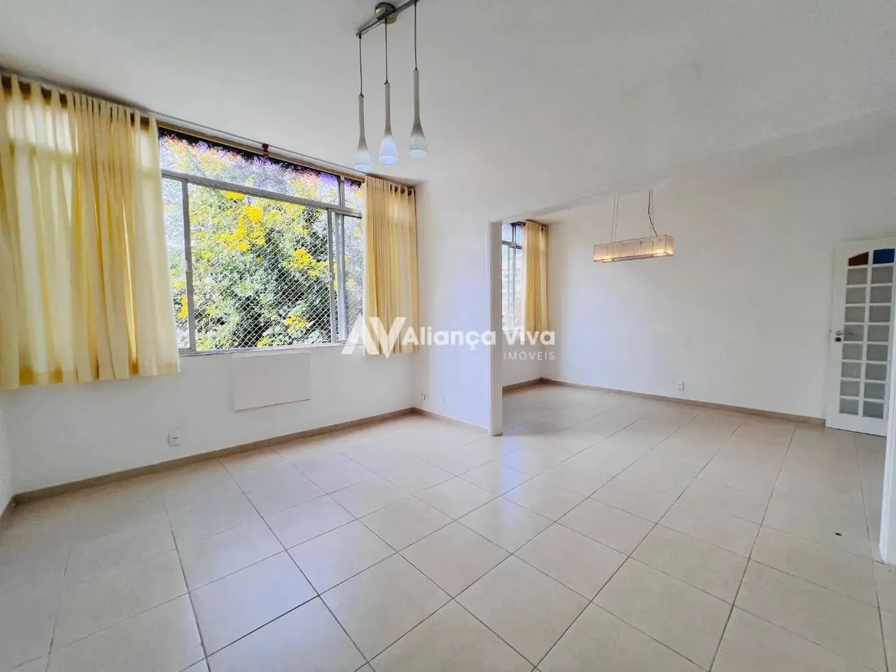 Botafogo | Apartamento 2 quartos, sendo 1 suite