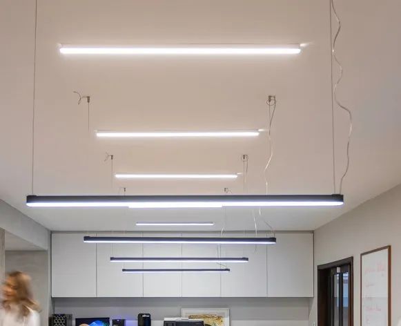 Pendente de Perfil Linear em Led