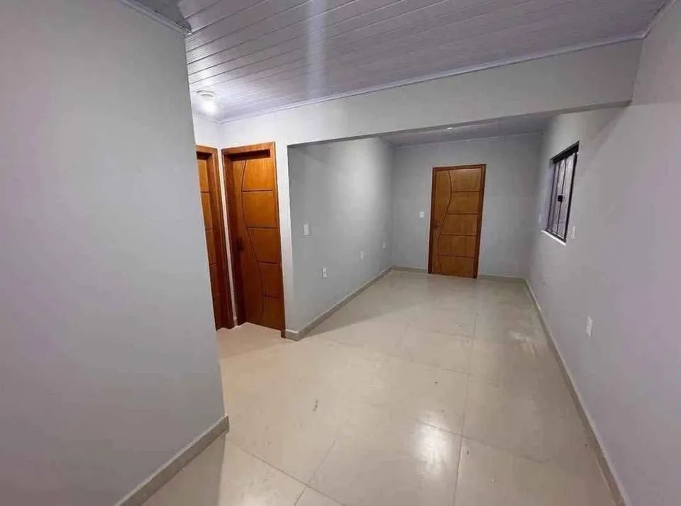 # CASA COM 2 QUANTOS 2 BANHEIROS  - Foto 2