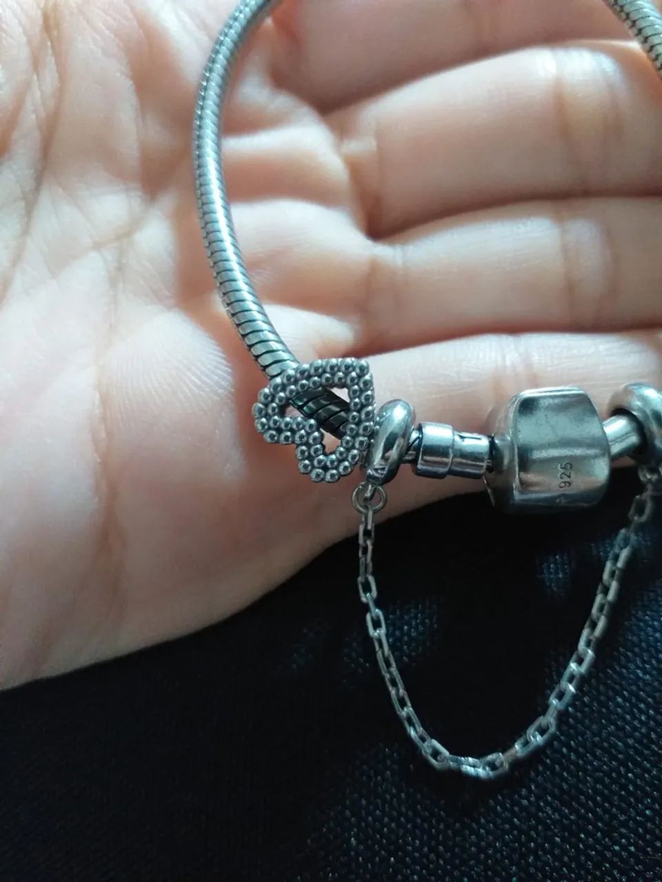 Pulseira Life em Prata 925 - Com trava de segurança e berloque de coração  - Foto 4