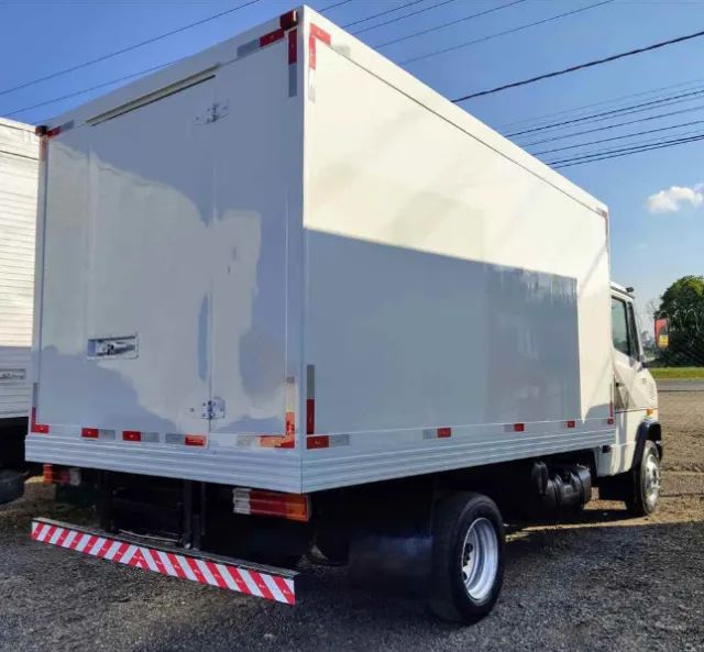 710 Bau Refrigerado 2011 - Foto 3