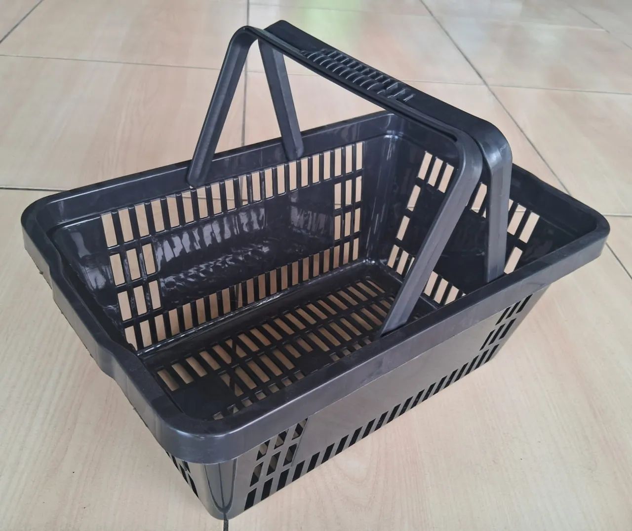 Cestas de compras - 4 cores - novas - Foto 3