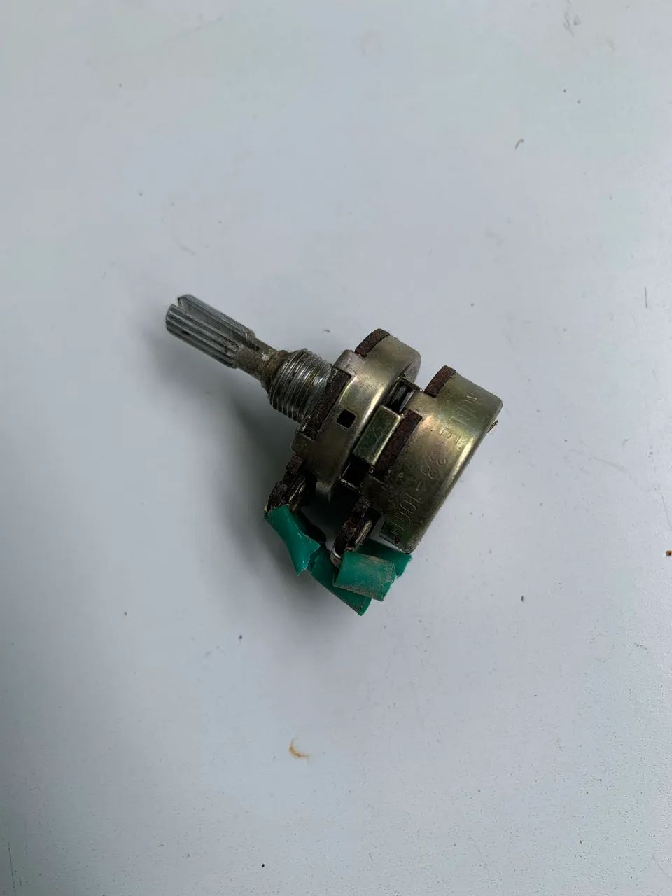 Potenciometro balance receiver Gradiente STR-1050 - Foto 2