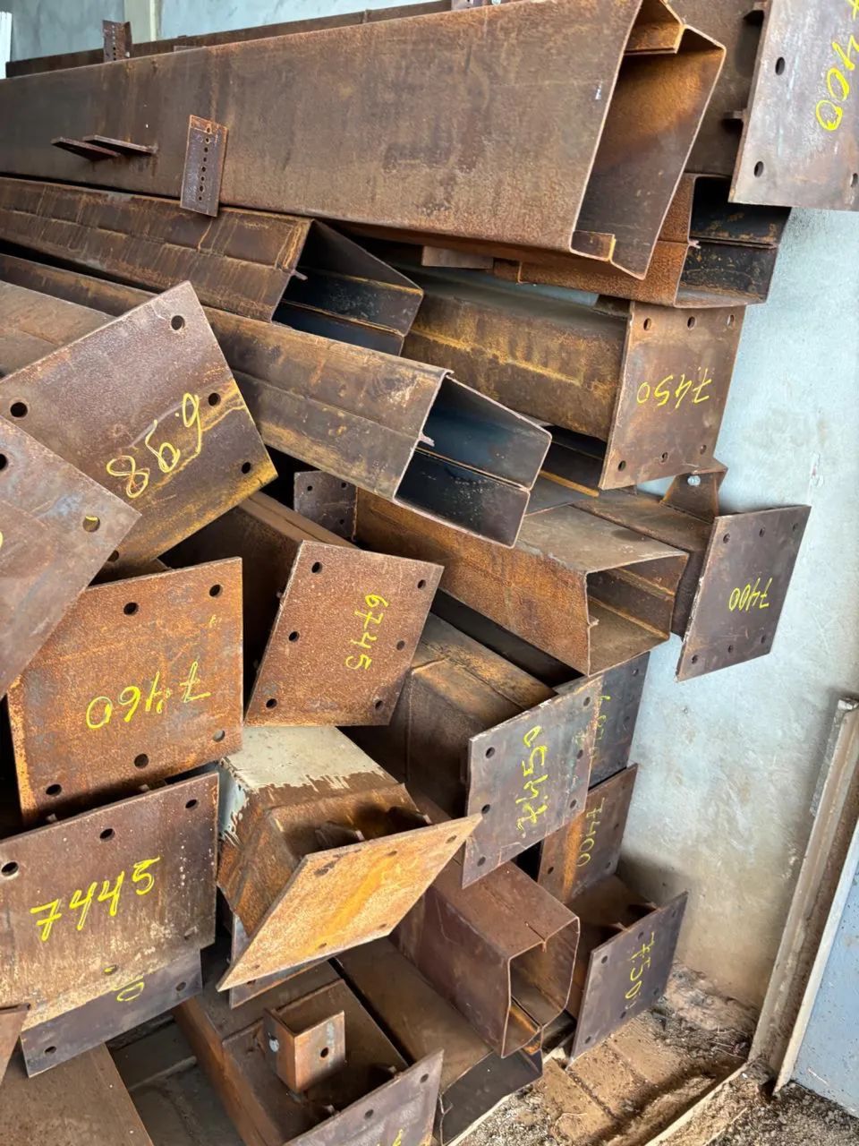 Iron Columns64842825403267123