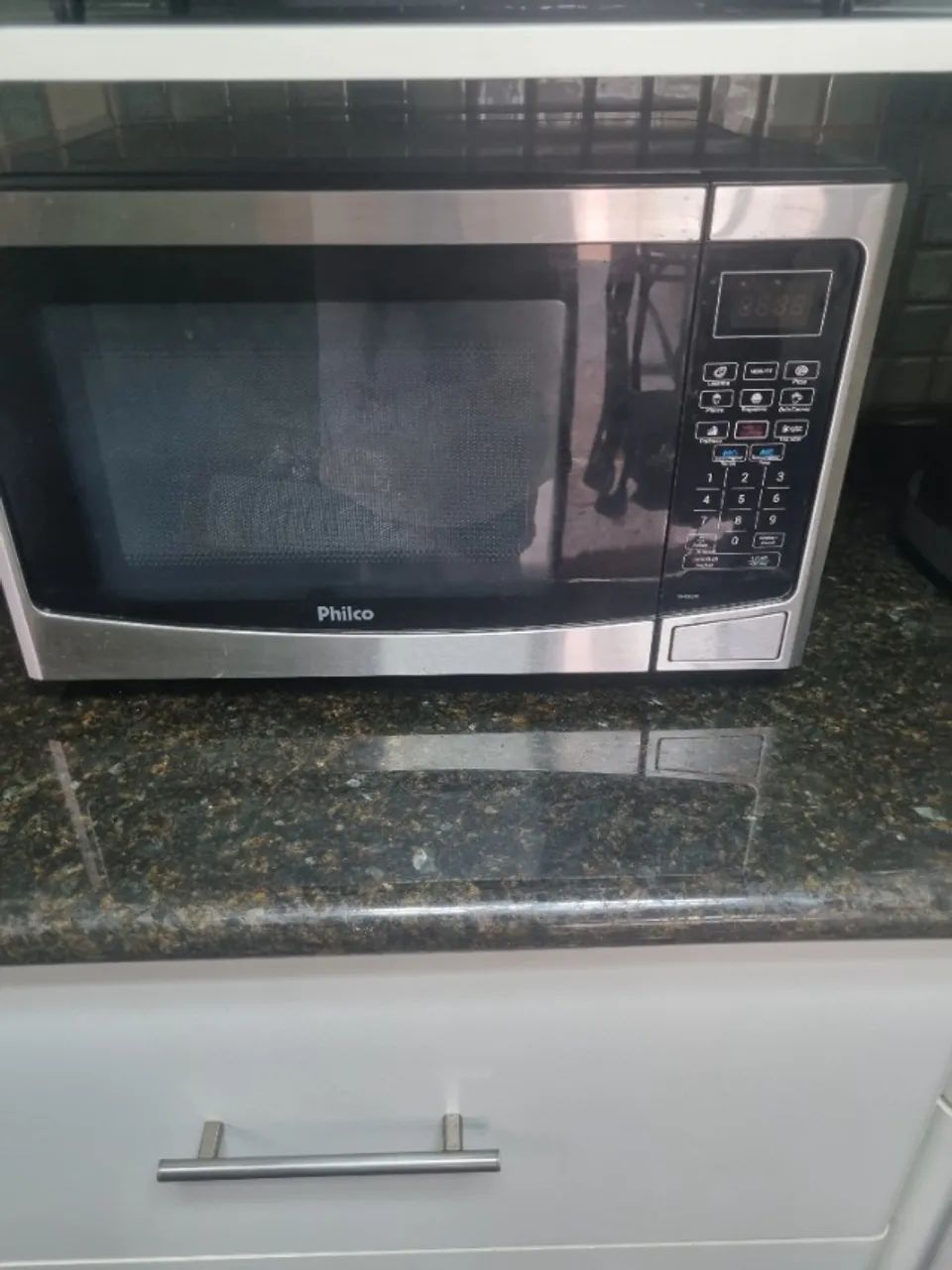 Forno microoondas quase novo. - Foto 2